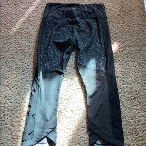 Lululemon Mesh/Braided Cropped Leggings